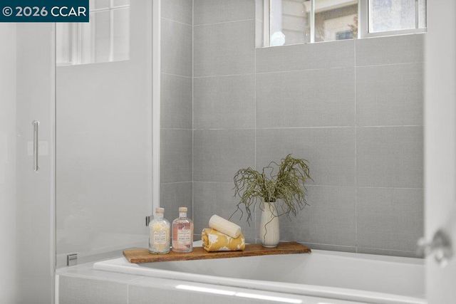 172 Sugarloaf Ct, Alamo, CA 94507