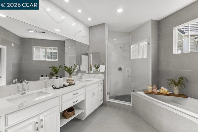 172 Sugarloaf Ct, Alamo, CA 94507