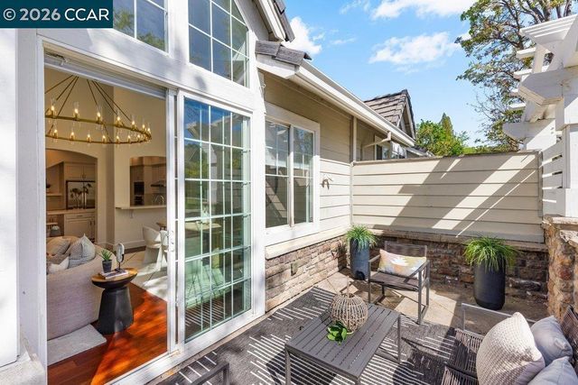 172 Sugarloaf Ct, Alamo, CA 94507