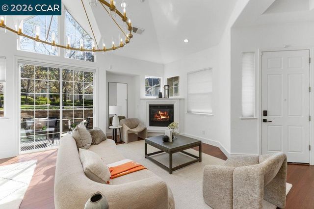 172 Sugarloaf Ct, Alamo, CA 94507