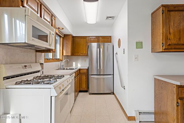 129 Four Winds Drive, Middletown, NJ 07748