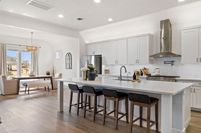 600 Bonfisk BND, Austin, TX 78738