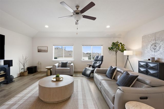 600 Bonfisk BND, Austin, TX 78738