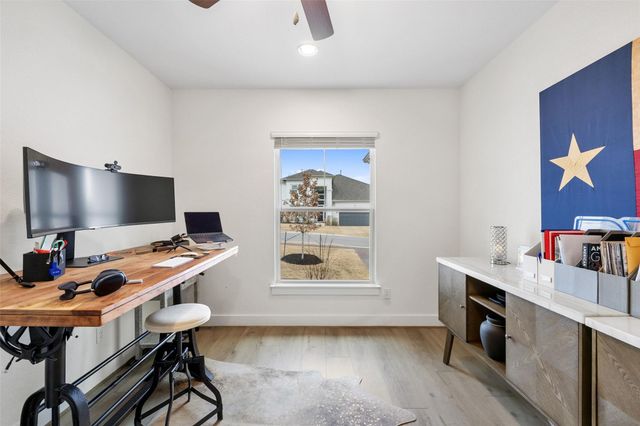 600 Bonfisk BND, Austin, TX 78738