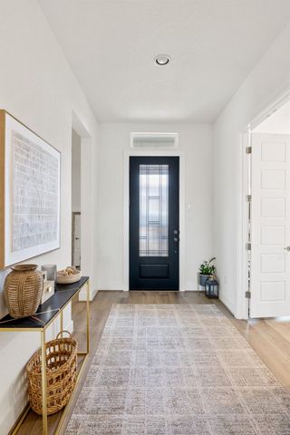 600 Bonfisk BND, Austin, TX 78738