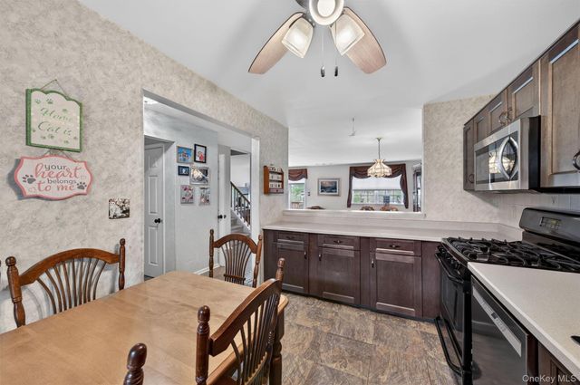 28 Lois Lane, Monroe, NY 10950