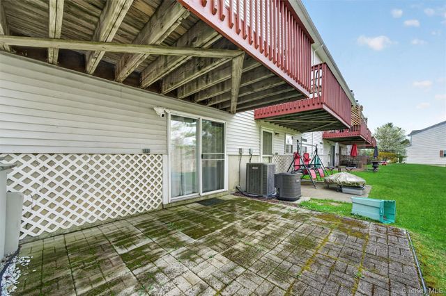 28 Lois Lane, Monroe, NY 10950