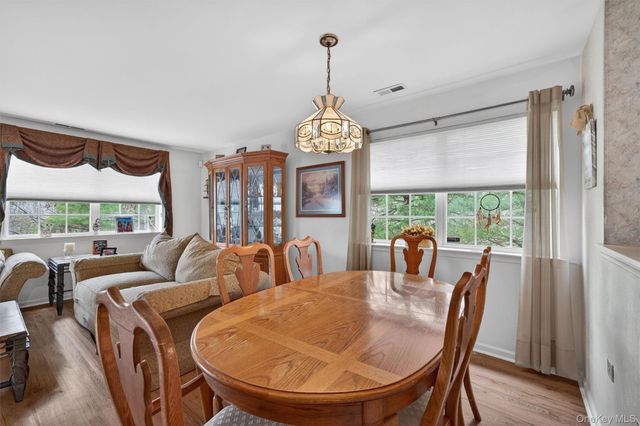 28 Lois Lane, Monroe, NY 10950