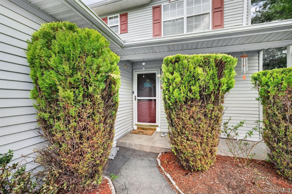 28 Lois Lane, Monroe, NY 10950