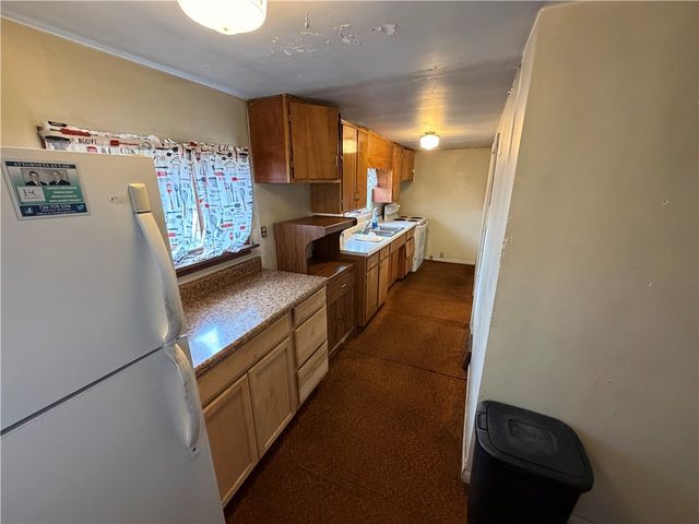 141 Larimer Ave, Pittsburgh, PA 15315