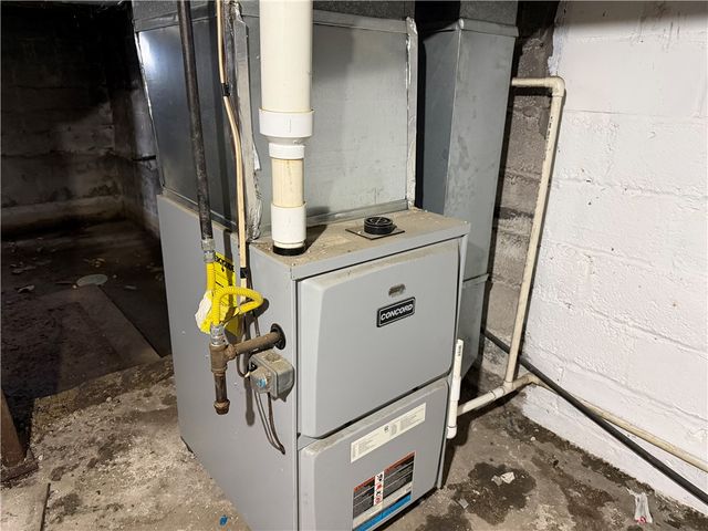 141 Larimer Ave, Pittsburgh, PA 15315