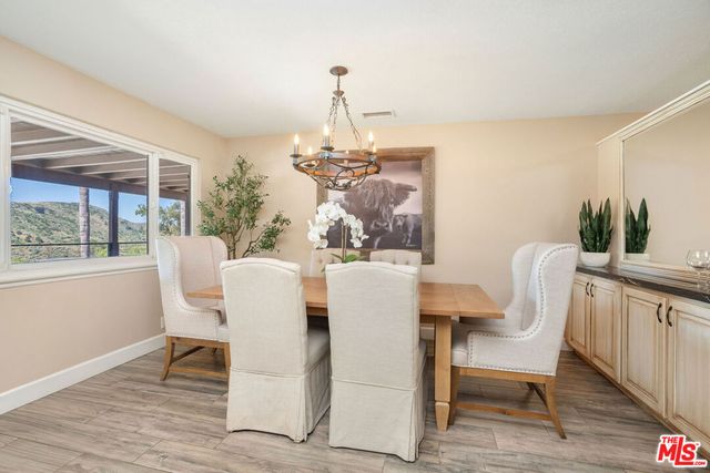 1218 Nonchalant Drive, Simi Valley, CA 93065