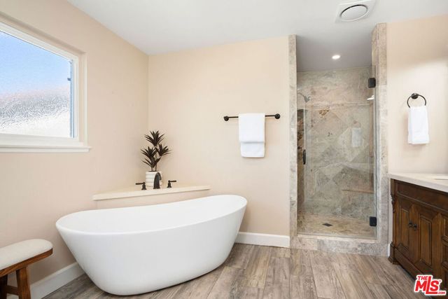 1218 Nonchalant Drive, Simi Valley, CA 93065