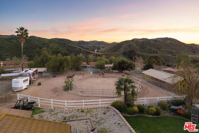 1218 Nonchalant Drive, Simi Valley, CA 93065