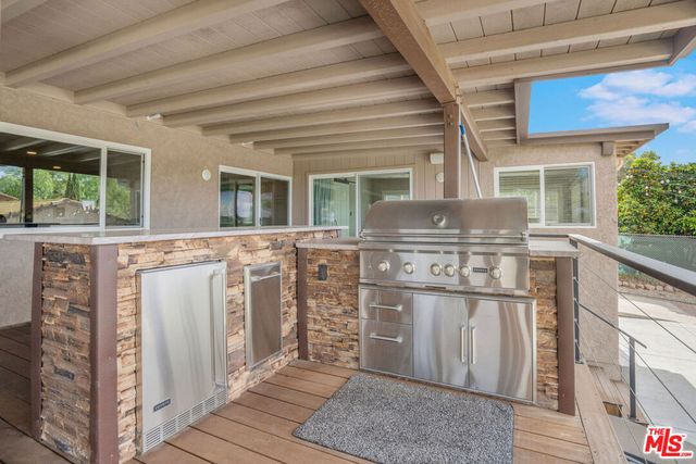 1218 Nonchalant Drive, Simi Valley, CA 93065