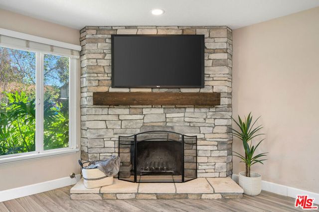 1218 Nonchalant Drive, Simi Valley, CA 93065