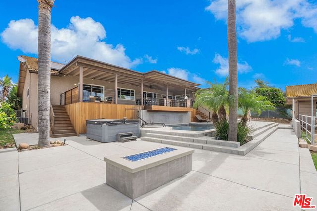 1218 Nonchalant Drive, Simi Valley, CA 93065