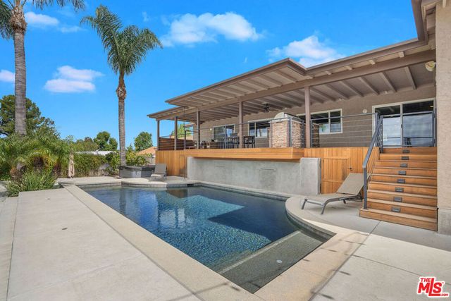 1218 Nonchalant Drive, Simi Valley, CA 93065