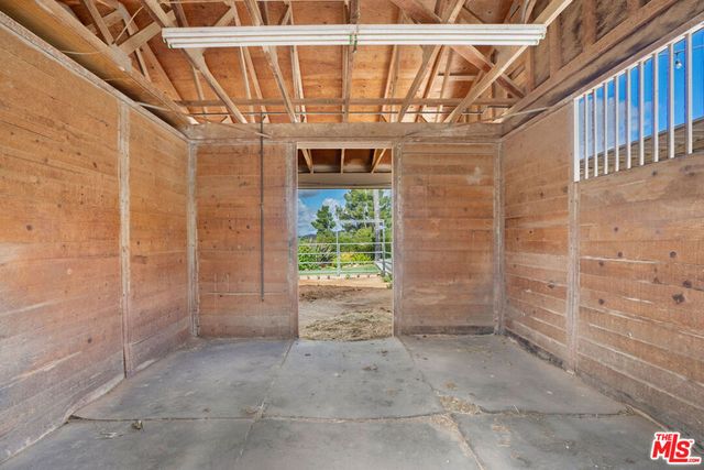 1218 Nonchalant Drive, Simi Valley, CA 93065