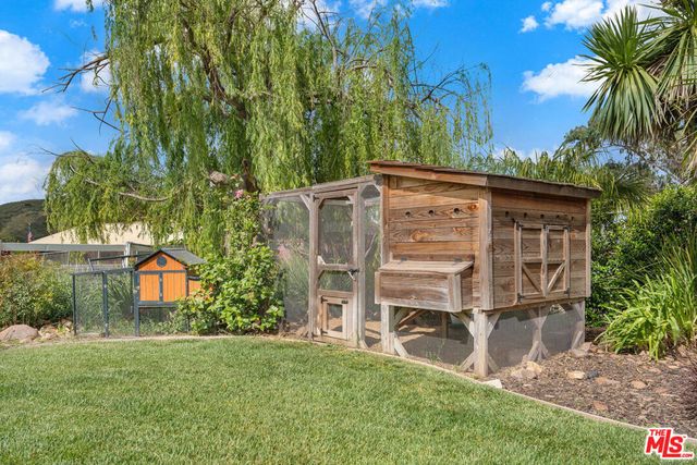 1218 Nonchalant Drive, Simi Valley, CA 93065