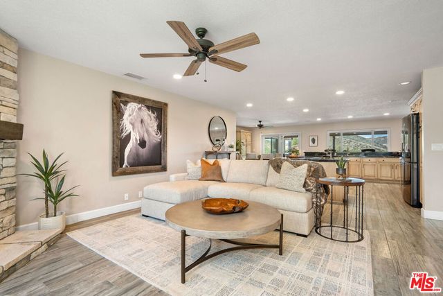 1218 Nonchalant Drive, Simi Valley, CA 93065