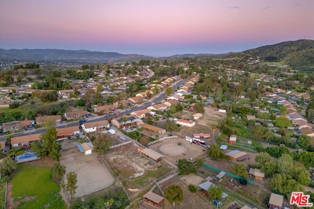 1218 Nonchalant Drive, Simi Valley, CA 93065