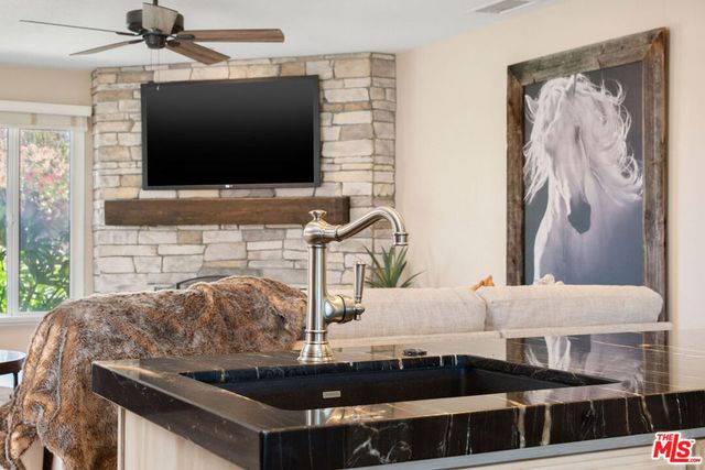 1218 Nonchalant Drive, Simi Valley, CA 93065