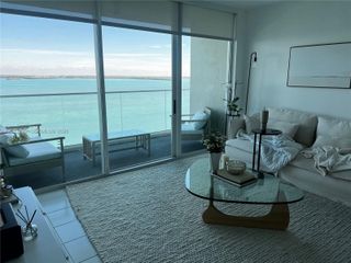 800 Claughton Island Dr 1404, Miami, FL 33131