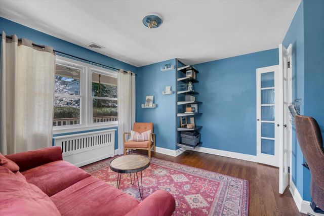 35 Bayview Avenue, Port Washington, NY 11050