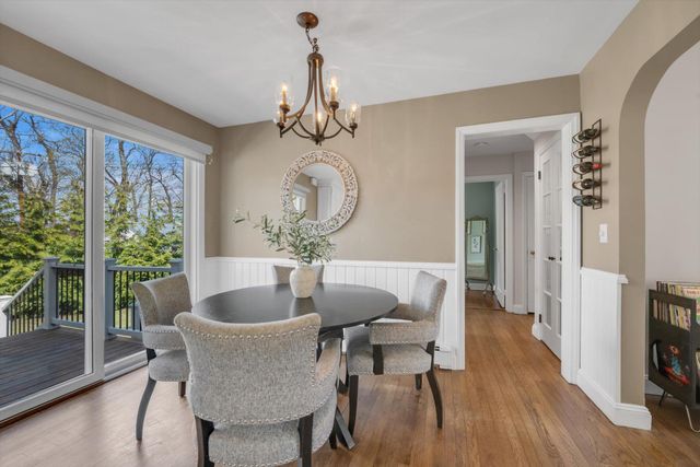 35 Bayview Avenue, Port Washington, NY 11050