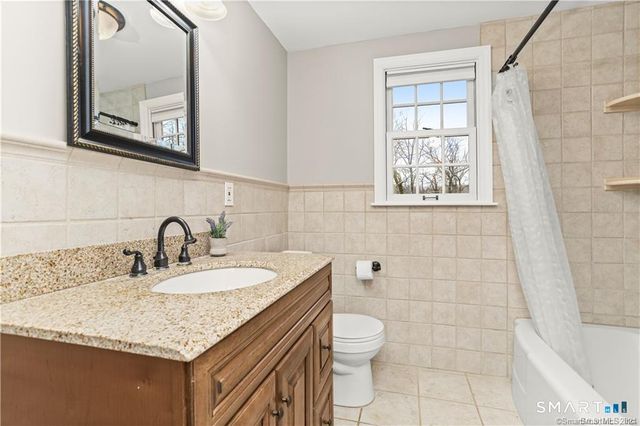 608 Stillson Road, Fairfield, CT 06824