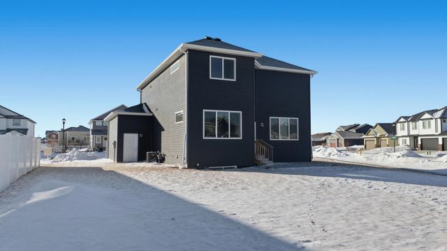 1326 Commander Drive W, West Fargo, ND 58078