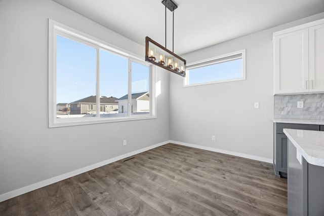 1326 Commander Drive W, West Fargo, ND 58078