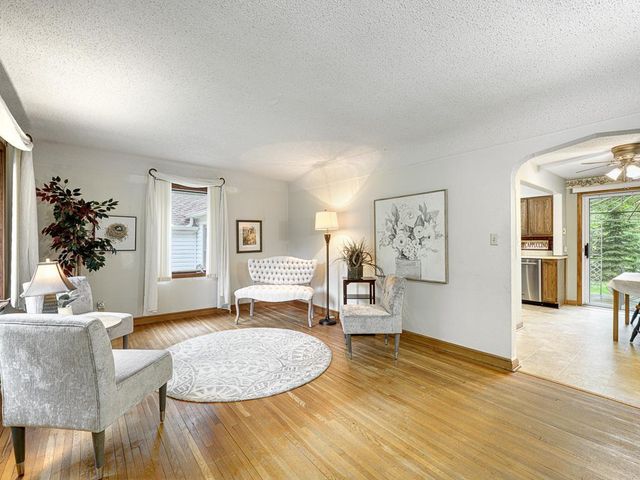 7538 Spring Lake Road, Mounds View, MN 55112