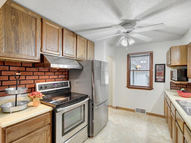 7538 Spring Lake Road, Mounds View, MN 55112
