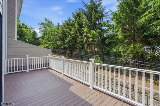 4 Central Ave 4C, Caldwell Boro Twp., NJ 07006