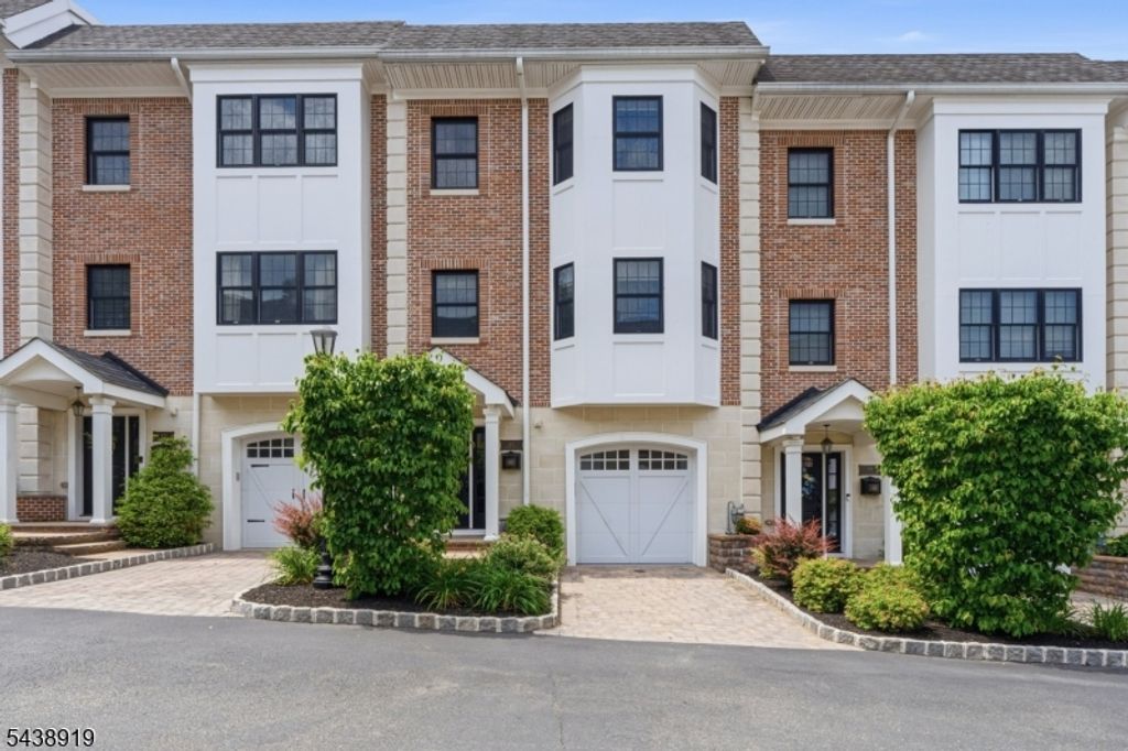 4 Central Ave 4C, Caldwell Boro Twp., NJ 07006