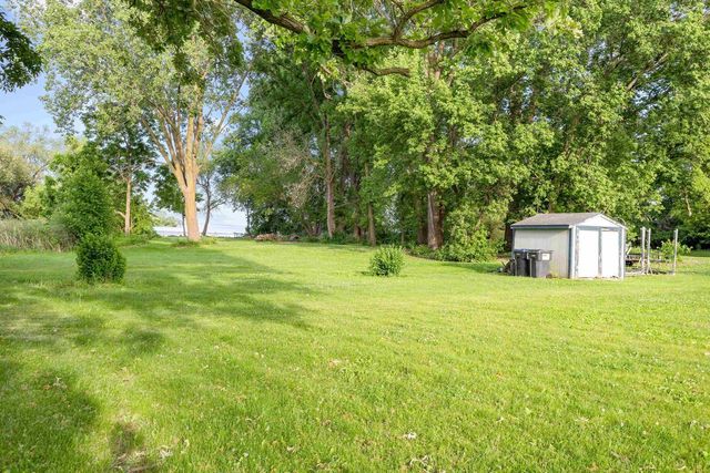 3488 COUNTY RD A, Oshkosh, WI 54901