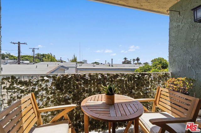 428 Hill Street 16, Santa Monica, CA 90405