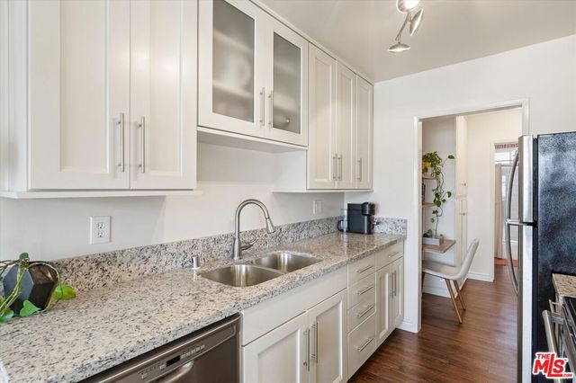 428 Hill Street 16, Santa Monica, CA 90405