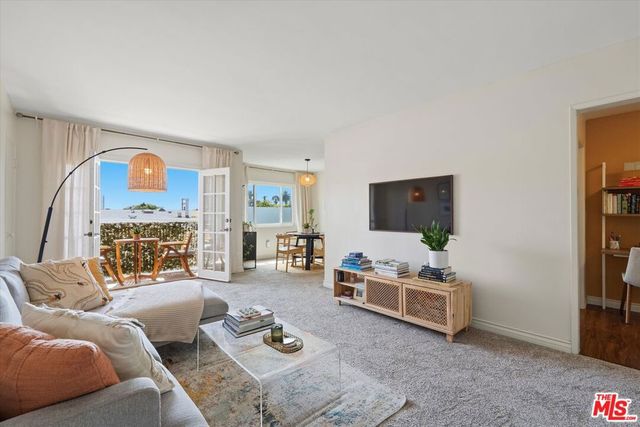 428 Hill Street 16, Santa Monica, CA 90405