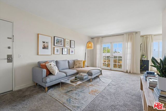 428 Hill Street 16, Santa Monica, CA 90405