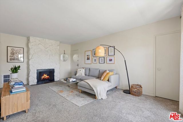 428 Hill Street 16, Santa Monica, CA 90405