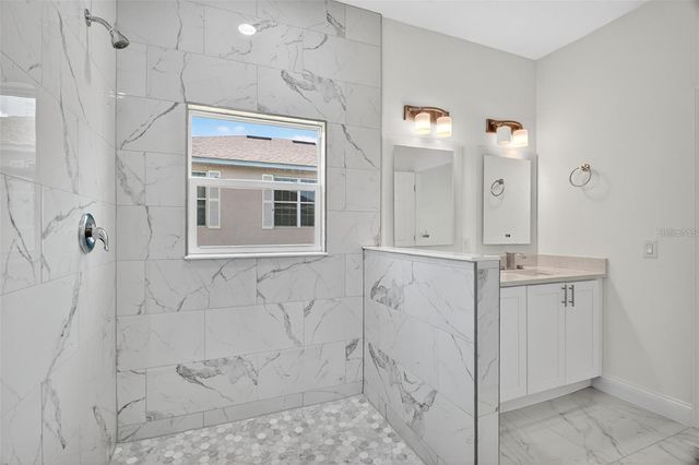 89 FARIWAY CIRCLE, Umatilla, FL 32784