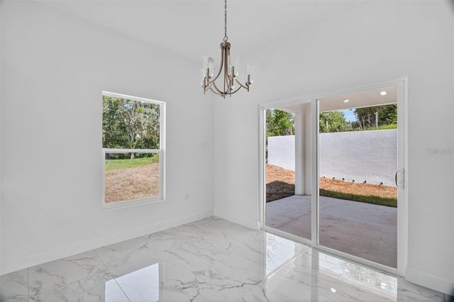 89 FARIWAY CIRCLE, Umatilla, FL 32784