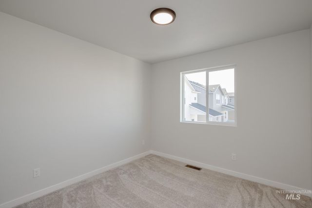 2160 S Border Way, Meridian, ID 83642