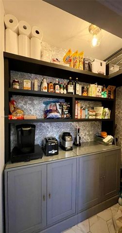 3261 SW 16th Ln, Miami, FL 33145