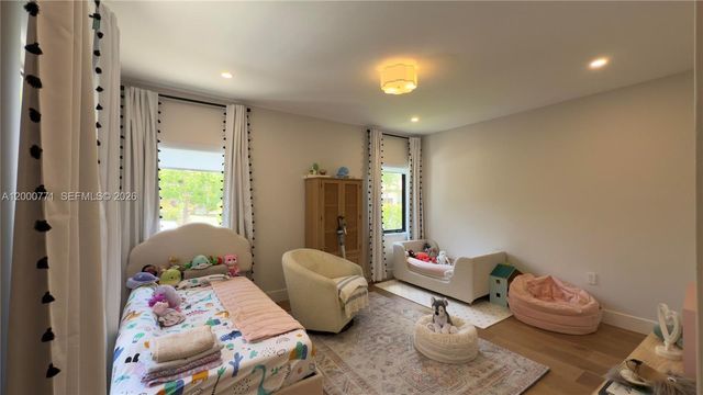 3261 SW 16th Ln, Miami, FL 33145