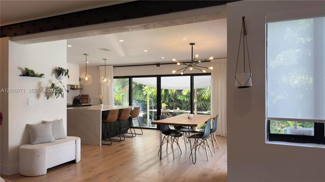 3261 SW 16th Ln, Miami, FL 33145