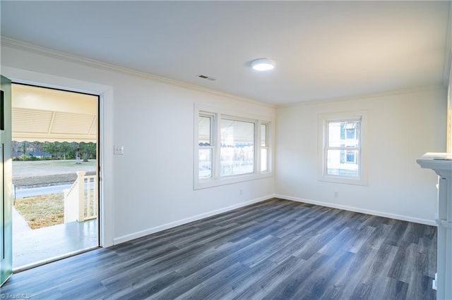 624 W Harrison Street, Reidsville, NC 27320